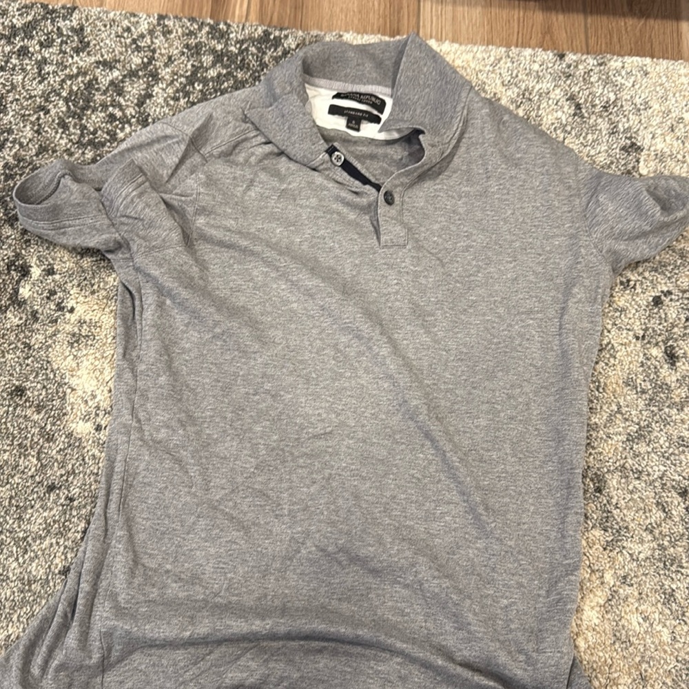 Banana republic grey men’s polo size small
